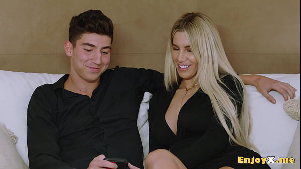 Mrs. Naughty flaunts her skills.A insatiable housewife fellates her visitor in the kitchen – love warm hard-core porn!