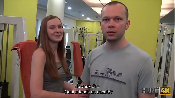 HUNT4K. Pobre chico deja que su novia Linda Sweet se folle a un extraño por dinero