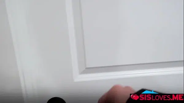 Nerdy Stepsister Lexy Blaze going all out for her fans and makes me her content partner and makes her squirt for her fans