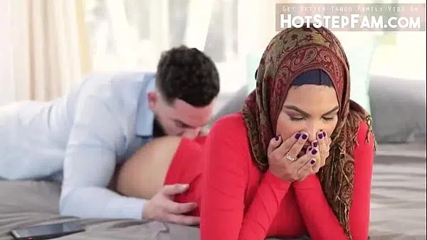 Hardcore Sex In StepFamily Between Horny Teens