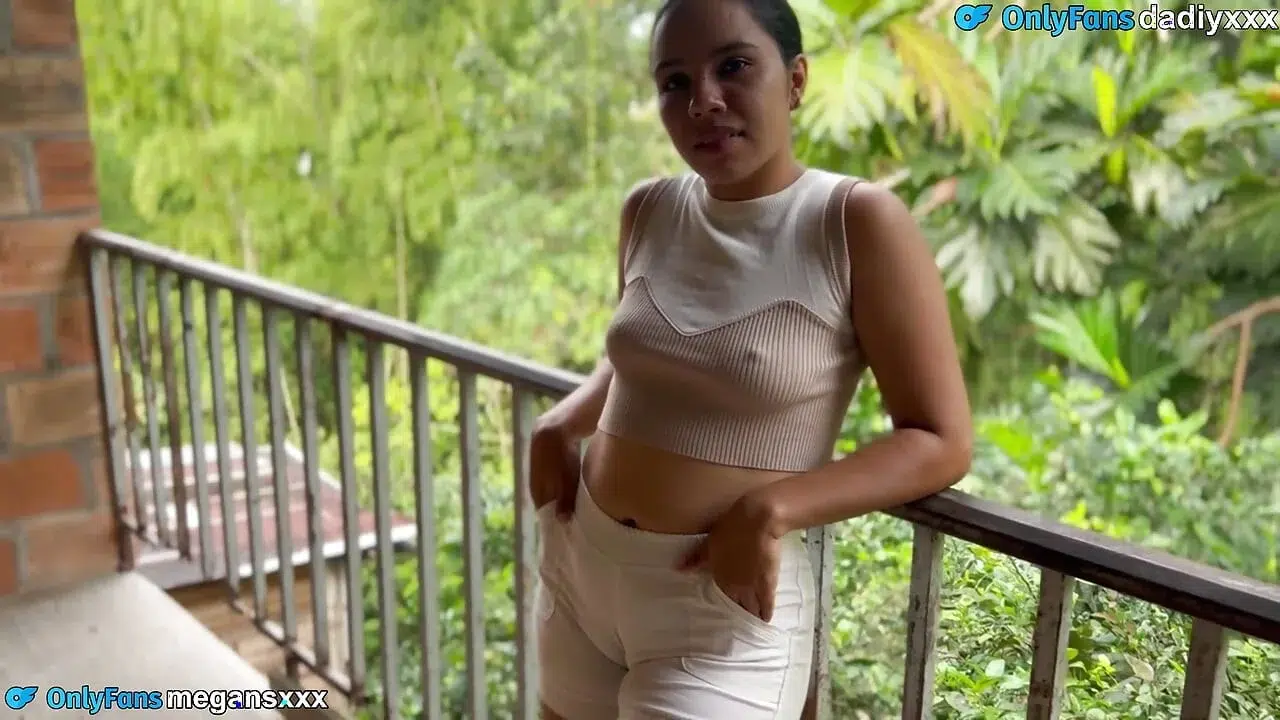 Hello neighbor, can you please give me a cup of sugar?