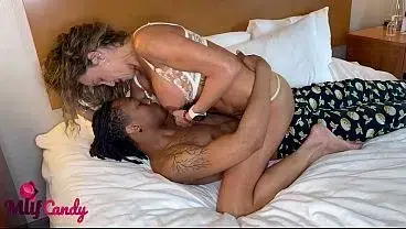 Trailer Latina Milf and the College Grad: Insatiable Karla vs Seveir Stone