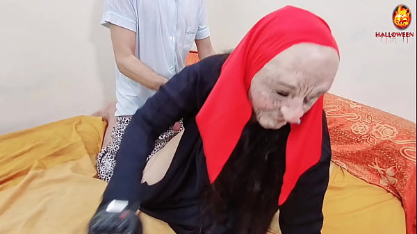 Halloween Anal Special, Ghost Lady indian Bbw Bareback Doggystyle Screaming Anal Sex with Zombie | Netuandhubby