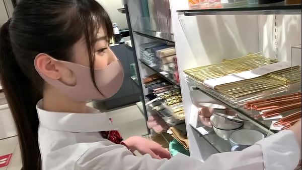 ハメ撮り 小柄でかわいい優等生のJKとハメ撮りセックス。美乳美尻のカラダがエロい。手マンで潮吹きしまくり。 ミニマムボディに種付けプレス。バックで生ハメセックス。　https://bit.ly/3IjIUX0